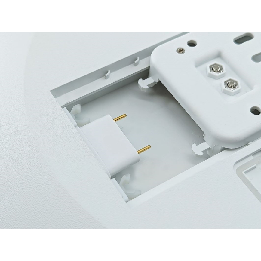 LED Dimbare badkamer plafondverlichting SLIDE LED/6/12/18/24W/230V 2900/4000/6200K IP44 wit
