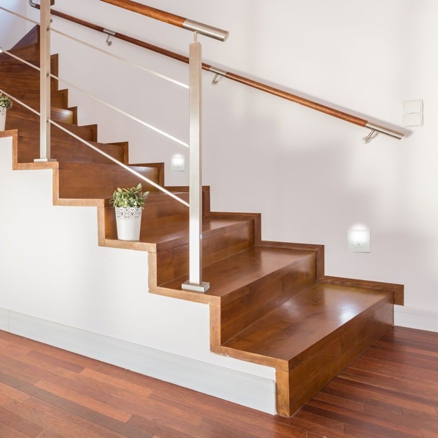 LED Éclairage d'escalier avec détecteur de mouvement LED/3W/230V 4000K blanc