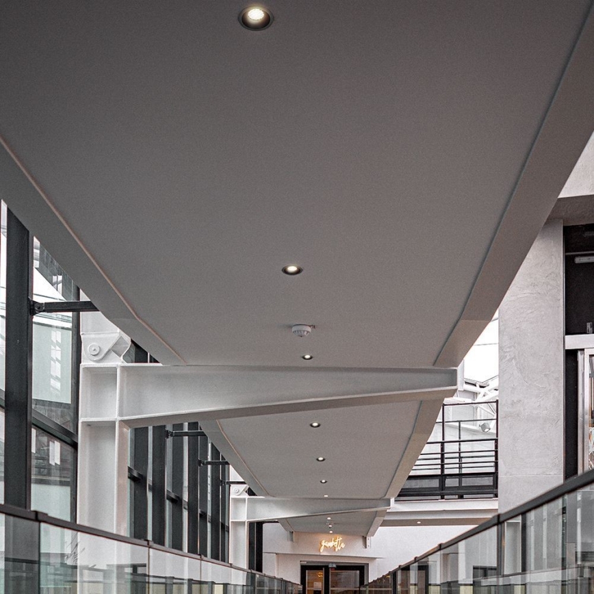LED Hang plafondverlichting LED/18W/230V 3000/4000/6400K ø 10,6 cm zwart