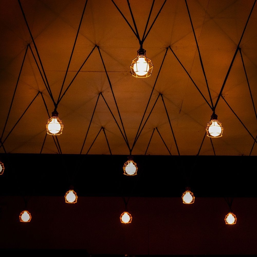LED Lamp FILAMENT G95 E27/6W/230V 3000K