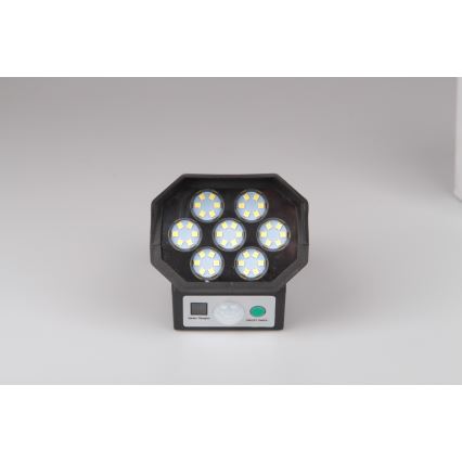 LED imitatie beveiligingscamera met sensor en zonnepaneel LED/5W/5,5V 800 mAh IP65 + afstandsbediening