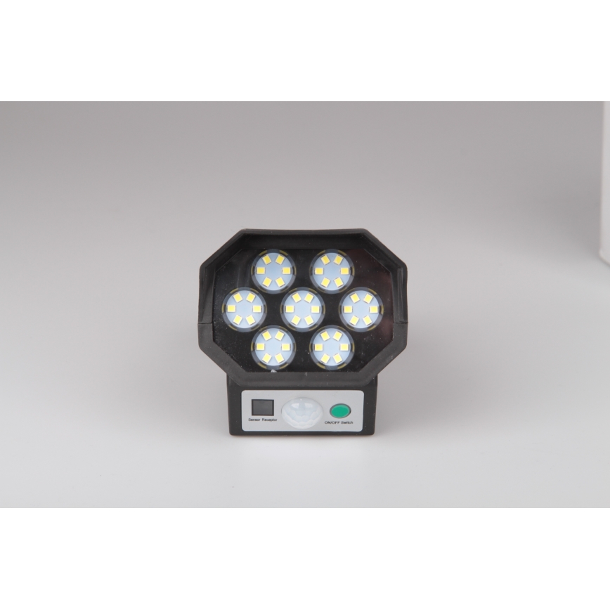 LED imitatie beveiligingscamera met sensor en zonnepaneel LED/5W/5,5V 800 mAh IP65 + afstandsbediening