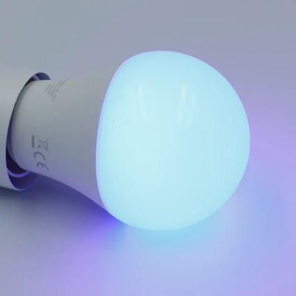 LED RGBW dimbare lamp A60 E27/9W/230V 2700-6500K Wi-Fi Tuya