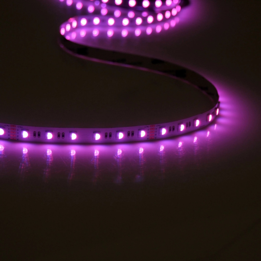 LED RGBW dimbare strip 3m LED/22W/24/230V + afstandsbediening