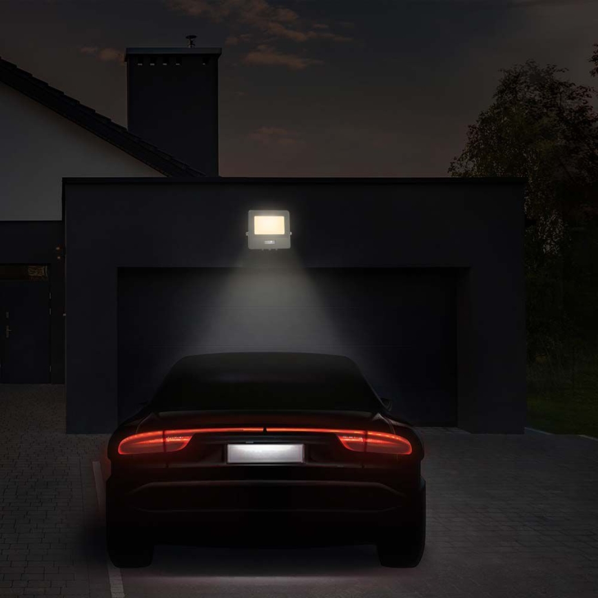 LED Schijnwerper met sensor LED/50W/230V 4000K IP65 wit