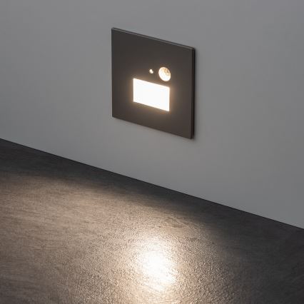 LED-traplamp met bewegings- en schemersensor, instelbare kleurtemperatuur 3000/4000/6000K, 1,5W/230V, grijs