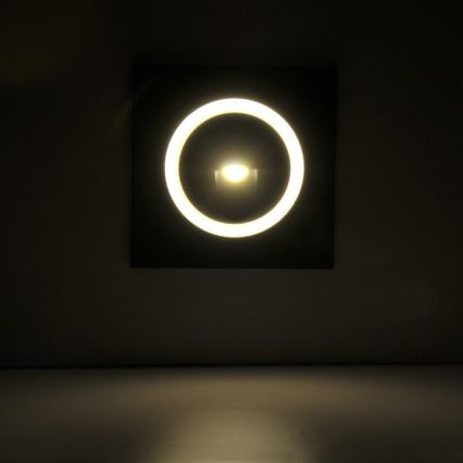 LED Trapverlichting voor buiten Q3 LED/3W/230V IP44