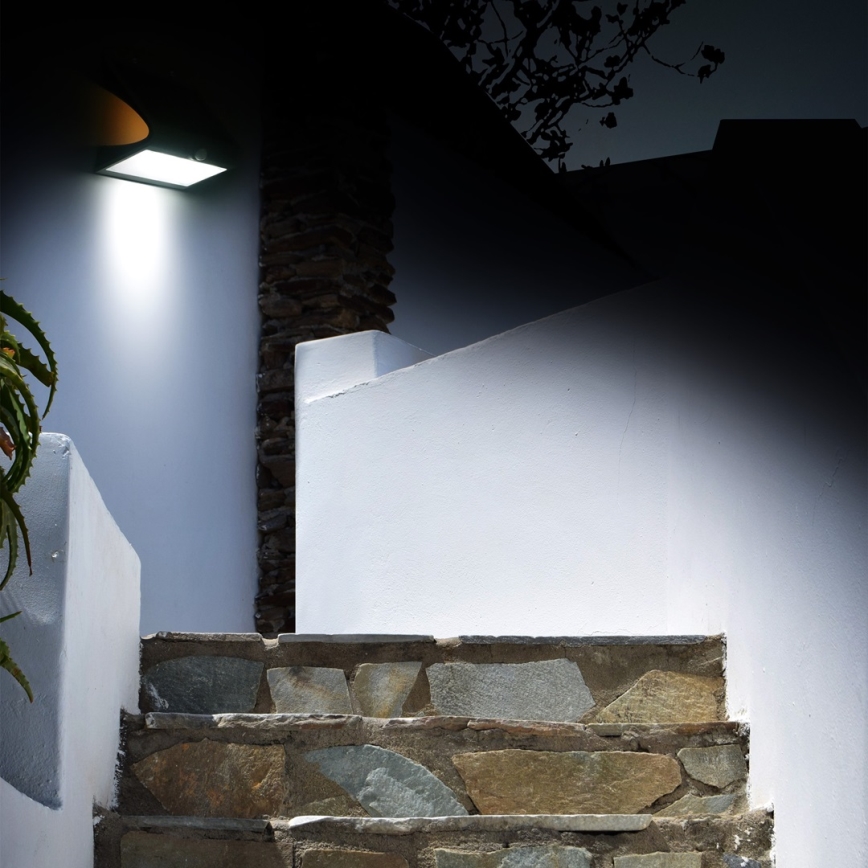 LED Zonne-energie lamp met bewegings- en schemersensor LED/6,8W/4000 mAh 3,7V IP65