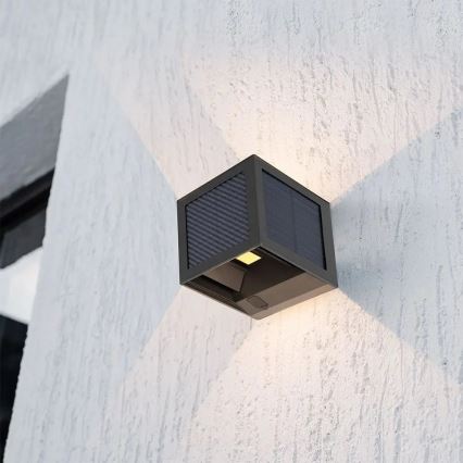 LED-zonne-wandlamp met sensor LED/9W/3,7V 3000/4000/6000K IP65 2600 mAh zwart