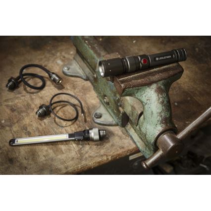 Ledlenser WORKERS FRIEND - lampe de travail rechargeable à LED à intensité variable, 2500 mAh, 280 lm, 80 h, noire