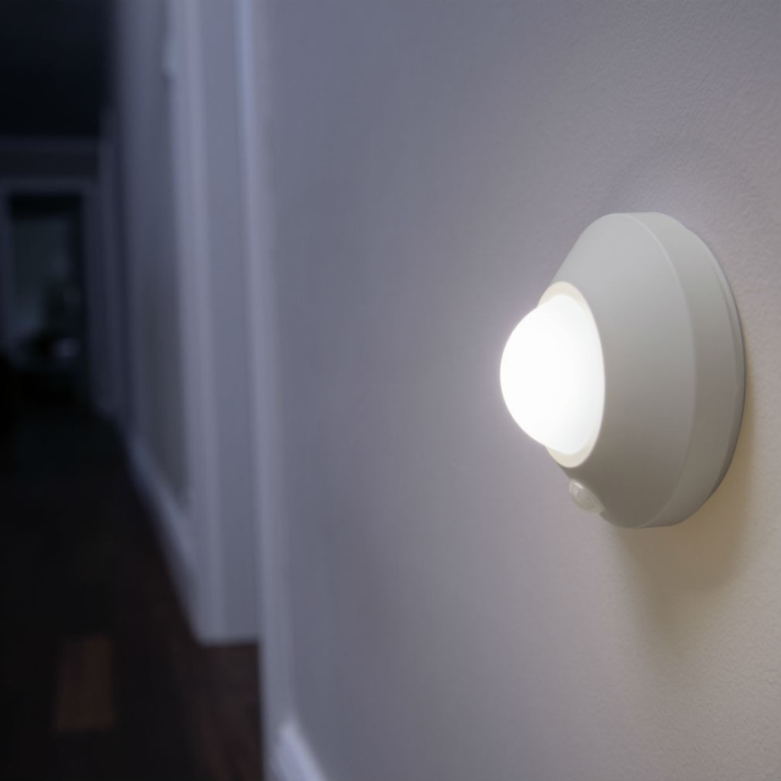 Ledvance - LED Oriëntatielamp met sensor NIGHTLUX LED/1,7W/3xAA 4000K