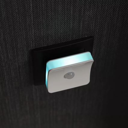 Ledvance - Lumière d'orientation sur prise avec détecteur RGB LUNETTA LED/0,3W/230