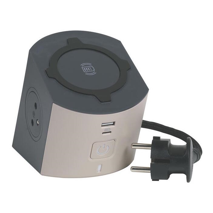 Legrand 049402 - Multi-prise avec interrupteur 2Z Type E + USB-A + USB-C et charge sans fil 10W 2m marron