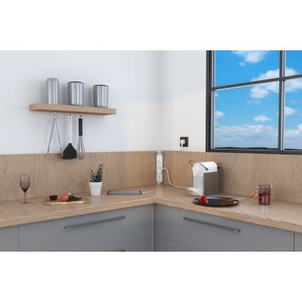 Legrand 049406 - Verlengsnoer 3-voudig Type E + USB-A + USB-C 1 m zilver/wit