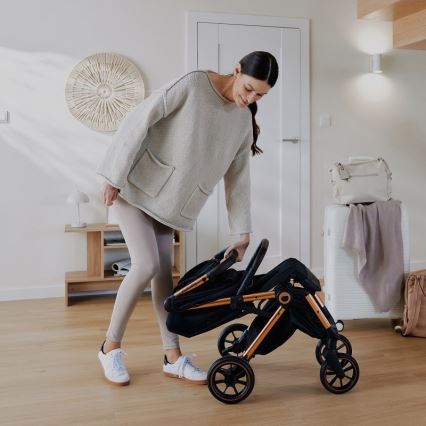 Lionelo - Wandelwagen CLOE zwart/goud