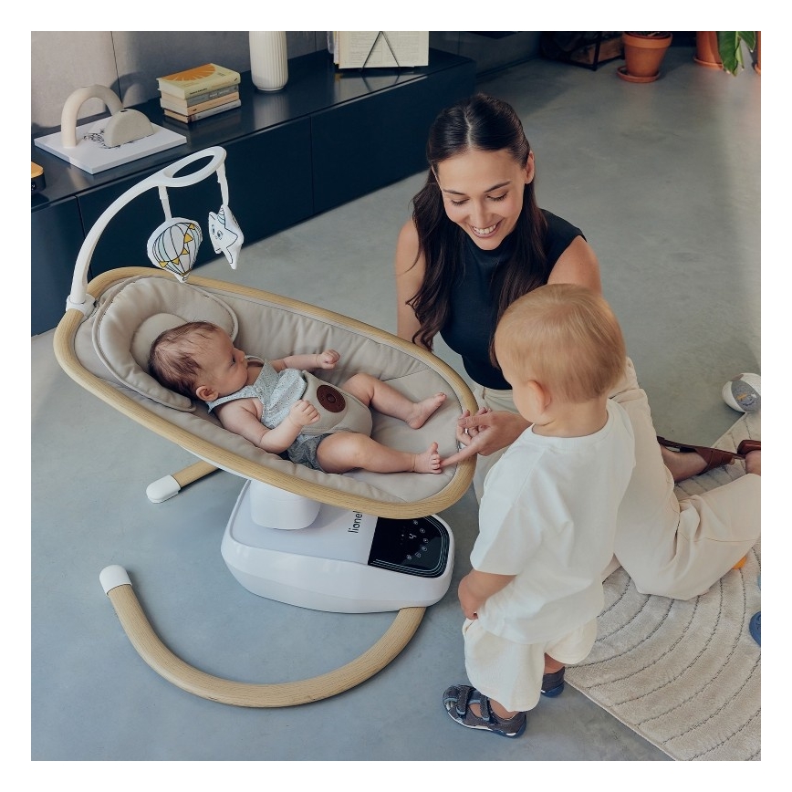 Lionelo - Wipstoel met melodie OLIVIA Beige Natural + afstandsbediening