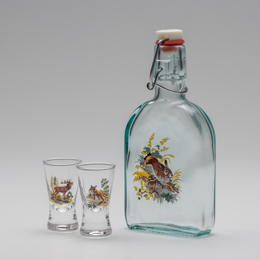 Lot 1x bouteille en verre et 2x verre à shot transparent avec un motif de lièvre