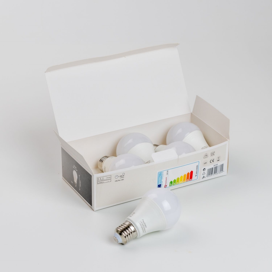 LOT 5x Ampoule LED A60 E27/9W/230V 2700K - Paulmann 28780