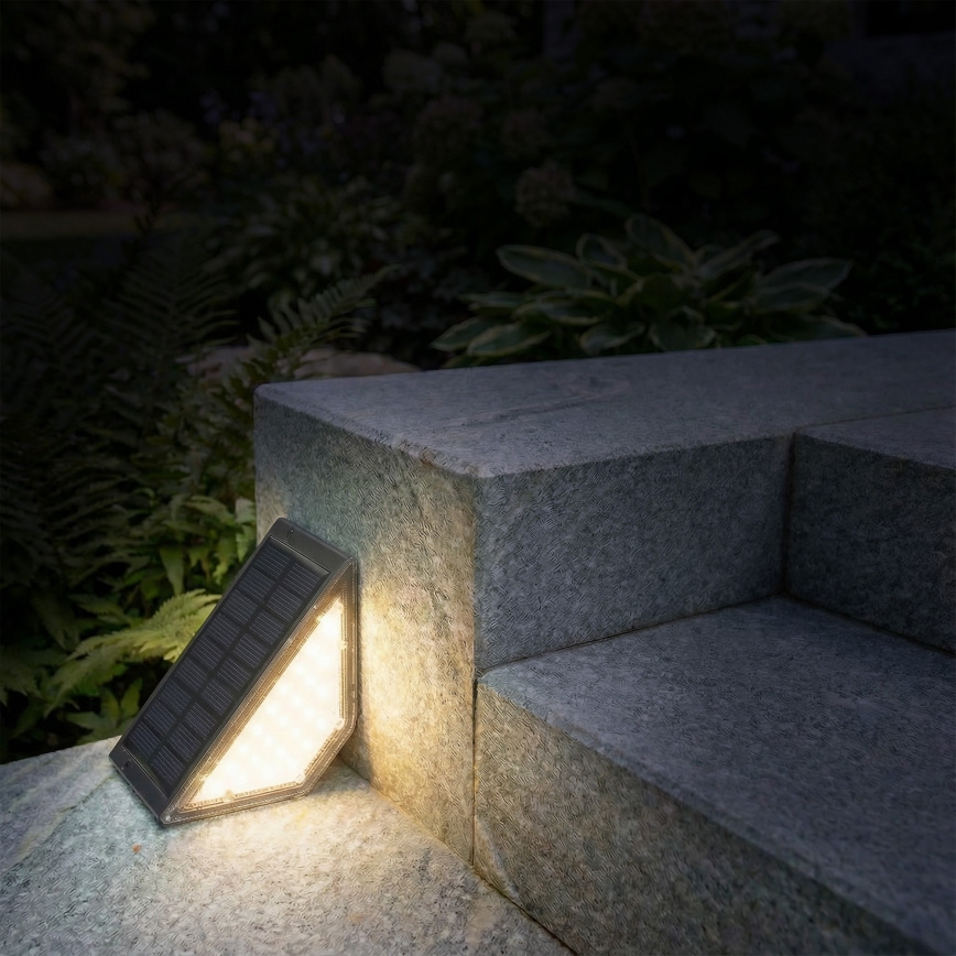 Luminaire solaire LED ELI, 4,5 W / 3,7 V, 500 mAh, IP44, noir