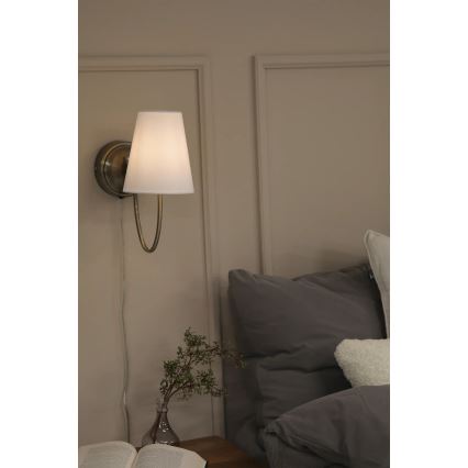 Markslöjd 108908 - Applique murale AMAR 1xE14/40W/230V blanc/laiton