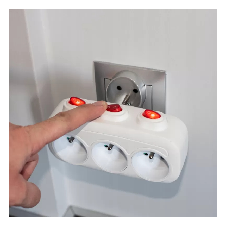 Multiprise 3 prises avec interrupteurs individuels