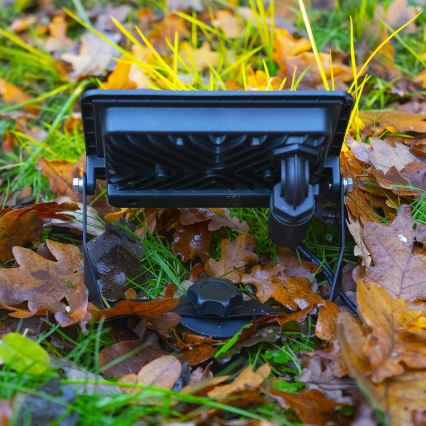 LED RGBW dimbare schijnwerper SmartLife LED/20W/230V Wi-Fi IP65 2700-6500K