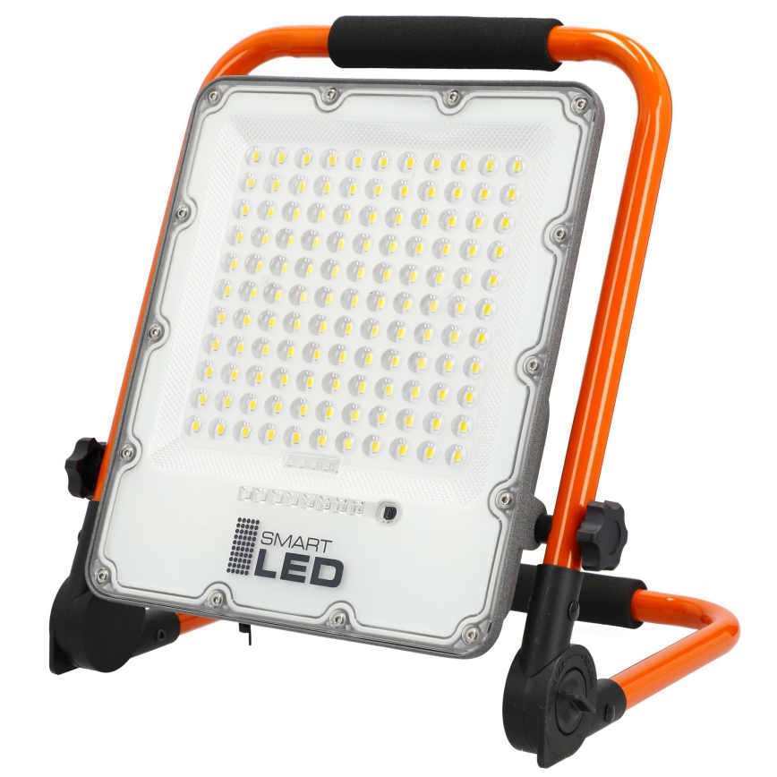 Oplaadbare LED-schijnwerper met statief LED/100W/3,2V 5000K 5000 mAh IP65 oranje