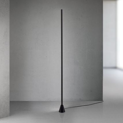 Dimbare LED-vloerlamp met bewegingssensor SOJIE LED/26W/230V zwart