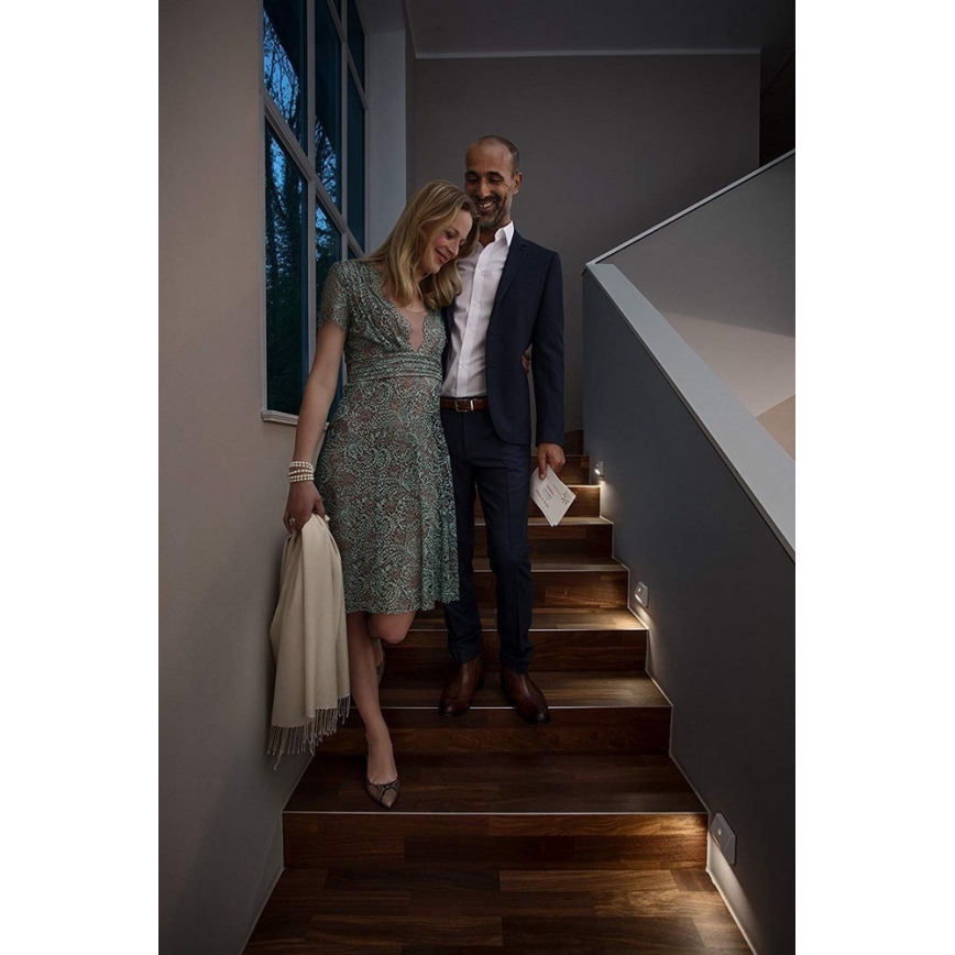 Osram - Luminaire d'escalier LED avec détecteur NIGHTLUX LED/0,25 W/3xAAA IP54 blanc