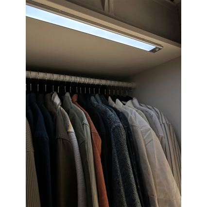 Osram - Luminaire LED sous-meuble LINEAR avec détecteur de mouvement et détecteur crépusculaire LED/4W/3,7V 1500 mAh 3000/4000/6500K 60 cm gris