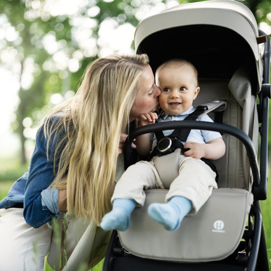 PETITE&MARS - Sportieve kinderwagen FLIP Platinum Grey