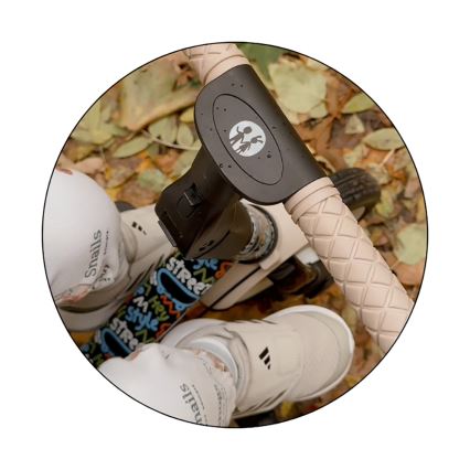 PETITE&MARS - Tricycle pour enfant 5-en-1 TURBO LIMITED City Beat