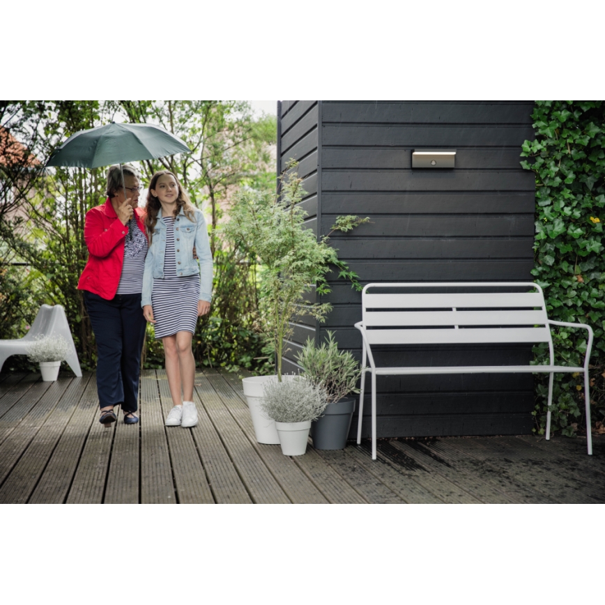 Philips - LED Wandlamp voor buiten met sensor 2xLED/4,5W/230V 2700K IP44