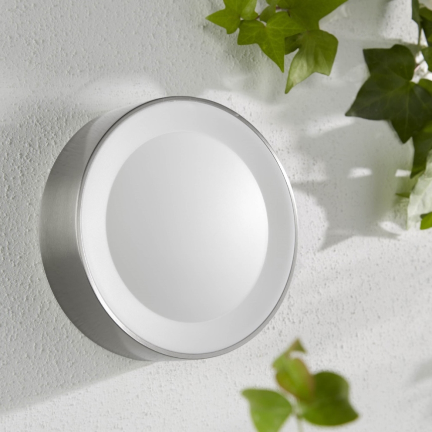LED RGBW Dimbare wandlamp voor buiten Hue DAYLO LED/15W/230V 2000-6500K IP44