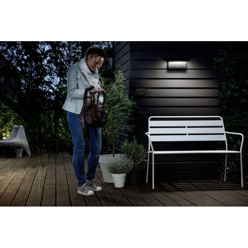 Philips - LED Wandlamp voor buiten met sensor BUSTAN LED/3,8W/230V 2700K IP44