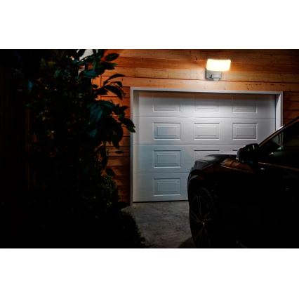 Philips - LED Solar Wandlamp met bewegings- en schemersensor TYLUS LED/6W/3,7V 2600 mAh 3000K IP44