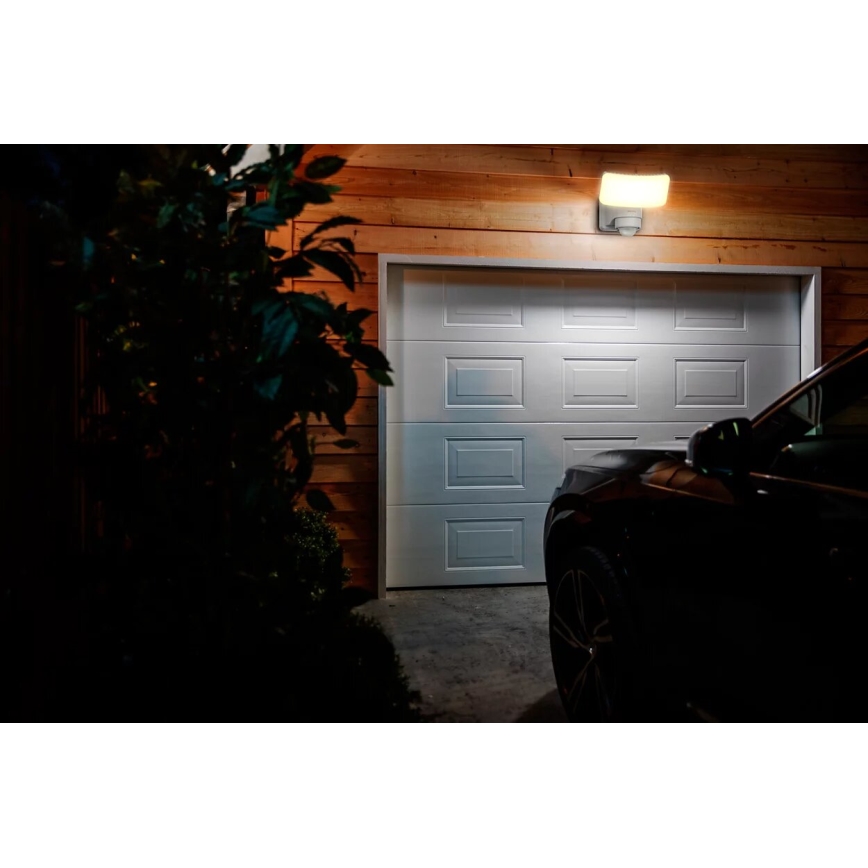 Philips - LED Solar Wandlamp met bewegings- en schemersensor TYLUS LED/6W/3,7V 2600 mAh 3000K IP44