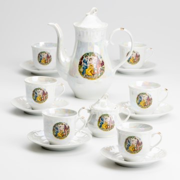 Porselein Thee set parelmoer wit