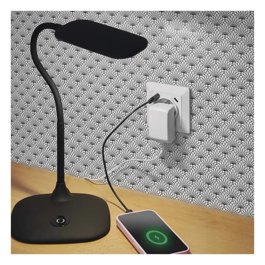 Prise murale domestique avec ports USB-A et USB-C