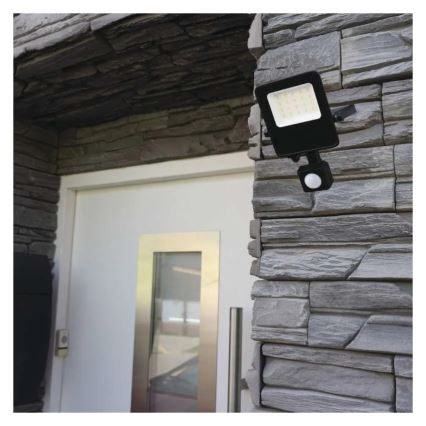 Projecteur avec détecteur VISIO LED/10W/230V 4000K IP65