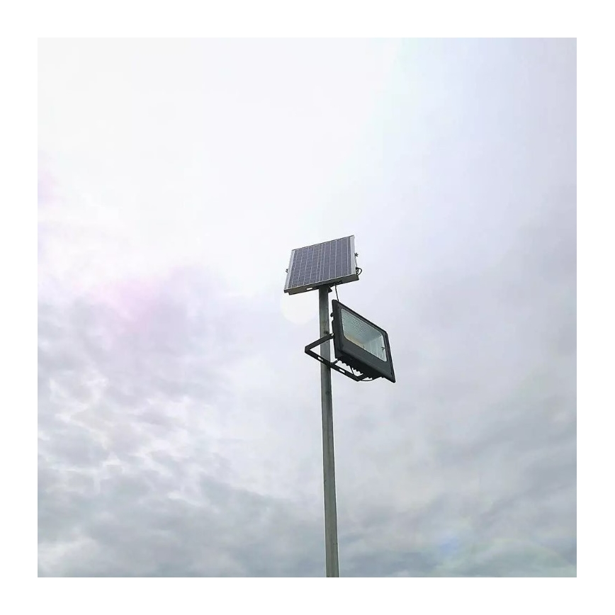 Projecteur solaire LED dimmable LED/16W/3,2V 4000K IP65 10000 mAh + télécommande