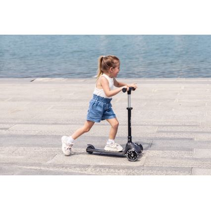 QPlay - SPARKLING kinderstep met LED-wielen, zwart