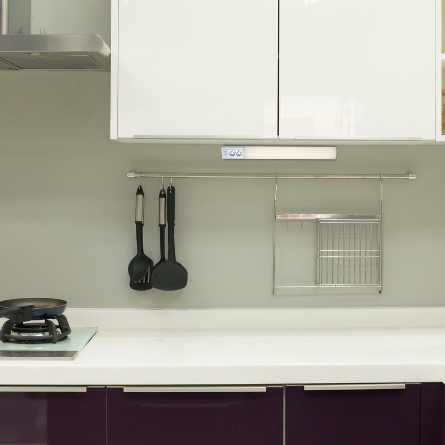 Rabalux - Réglette de cuisine avec prises LED/15W/230V 4000K 70 cm blanc