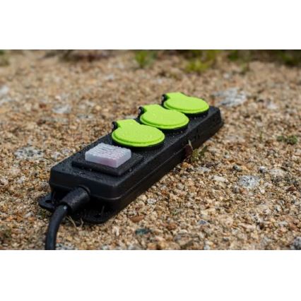 Rallonge 5 m avec interrupteur — 3 prises, IP44