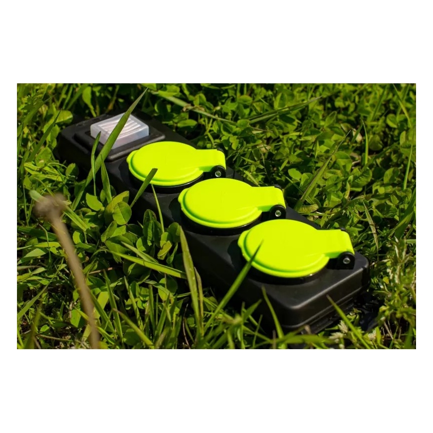 Rallonge 5 m avec interrupteur — 3 prises, IP44