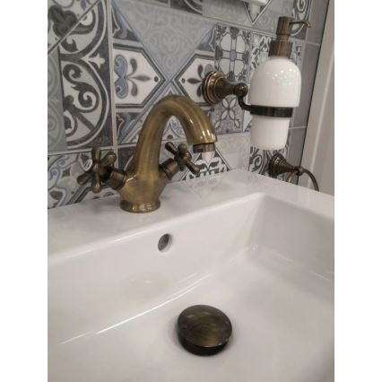 RAV Slezák MK128.0SM - Mitigeur de lavabo MORAVA RETRO 16 cm, finition laiton vieilli