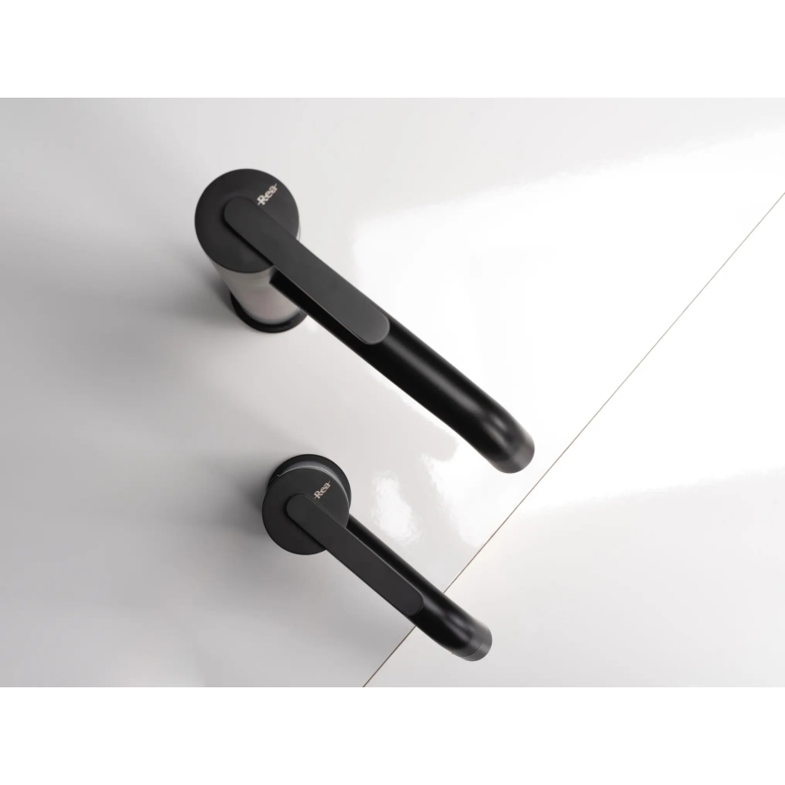REA-B5504 - Mitigeur pour lavabo ONTARIO 17,5 cm noir