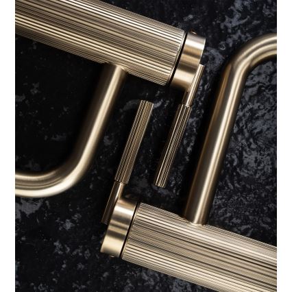 REA-B7802 - Mitigeur pour lavabo ARGON 29,5 cm, or brossé