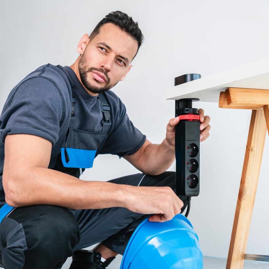 Multiprise à fixer sur le bureau, 3 prises Type E + 2x USB-A + 1x USB-C, 1,5 m, noir