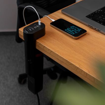 Stekkerdoos met bureauklem 3-voudig Type E + 2xUSB-A + 1xUSB-C 1,5m zwart